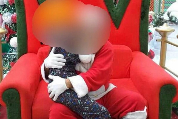 ABSURDO: Mulher denuncia assédio de Papai Noel contra a filha em shopping