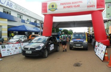 RALLY  MEIA NOITE - Largada com muito calor e chuva - Confira fotos 