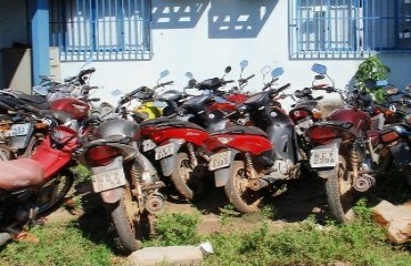 DESBARATADA - Polícia desmantela quadrilha acusada de roubar motocicletas na Capital