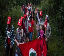 MST invade fazenda de Eike Batista