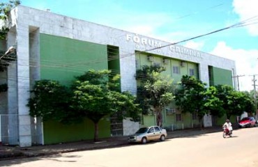 DENÚNCIA - Carceragem do Fórum Criminal de Porto Velho está abandonada – Vídeo 