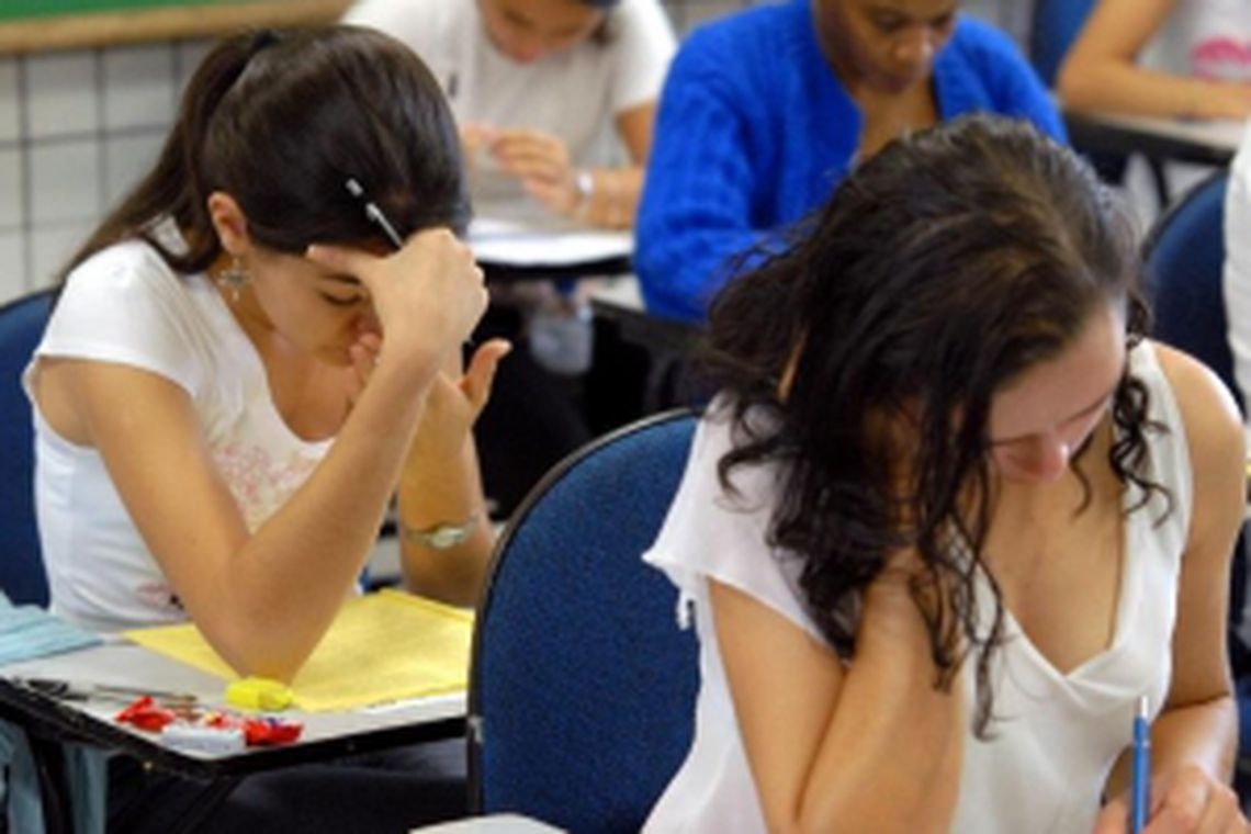 ENSINO: Alunos de escola integral têm mais chance de passar no vestibular