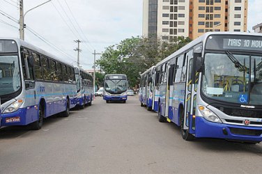 Justiça suspende processo para contratação de empresa de ônibus 