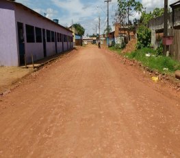 Ruas do Cohab Floresta estão recebendo limpeza e encascalhamento