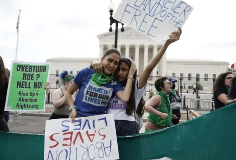 DEBATE: Decisão da Suprema Corte sobre a questão do aborto divide os Estados Unidos