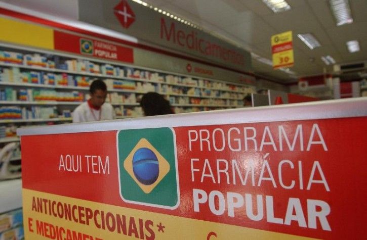 Entidades da farmacêutica alertam para fim do programa Farmácia Popular