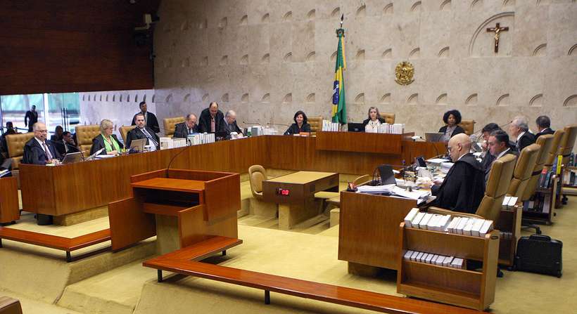 DINHEIRO: Campanha já supera 2 milhões de assinaturas contra aumento de salário do STF