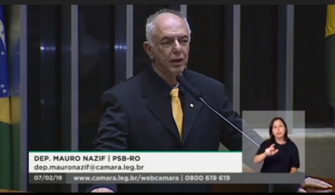 V. F. Messias De Queiroz  - ME