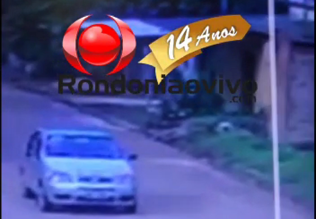 VEJA O VÍDEO: Bando em carro tenta matar jovem a tiros na frente de casa na capital