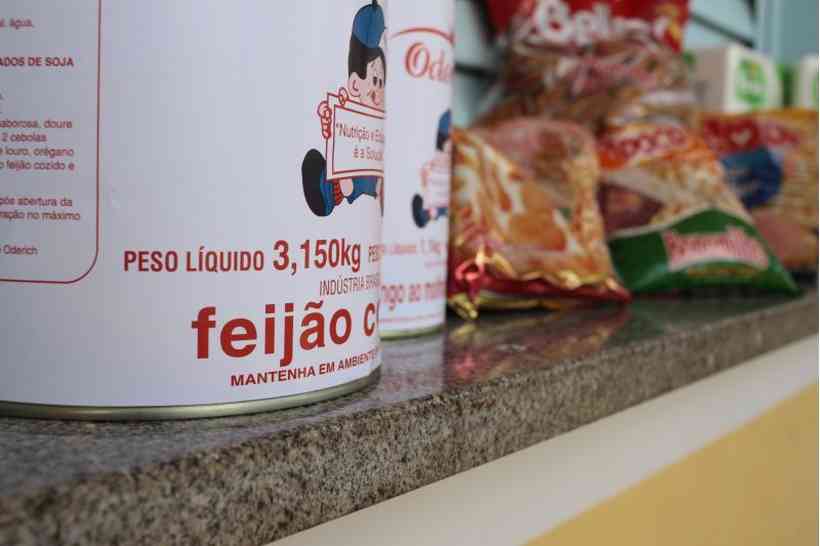 ALIMENTAÇÃO: Senado aprova projeto para distribuição de merenda escolar