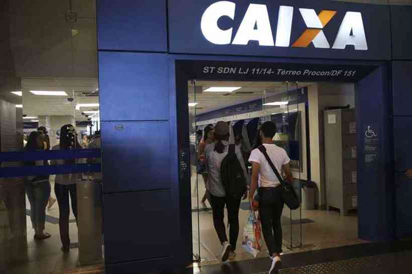 CONTA: Entenda como funciona a poupança digital da Caixa para atender informais