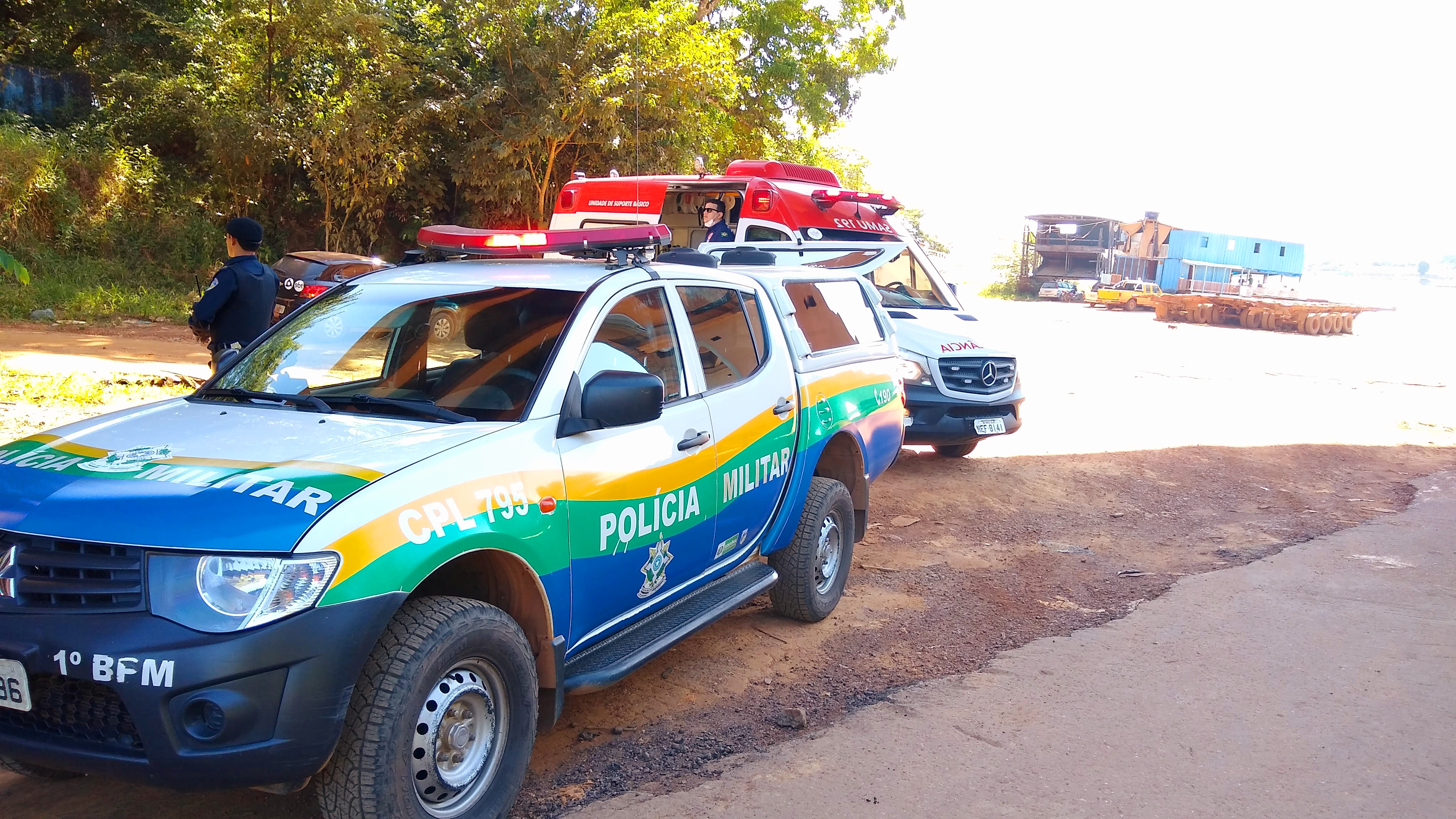 FACADAS: Após sair para beber, homem é esfaqueado por mulher e fica em estado grave