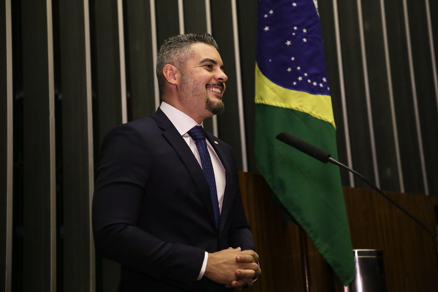 THIAGO FLORES: Deputado é vice-presidente da frente parlamentar mista da transparência pública