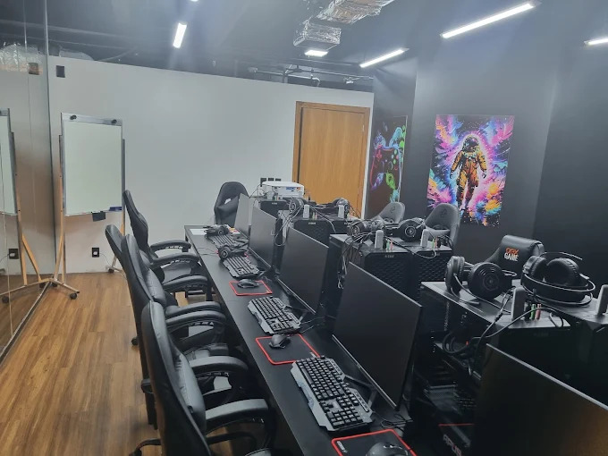 SPACE GAMER: Programação e Robótica com metodologia Megamente