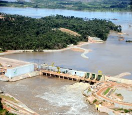 Justiça condena UHE Santo Antônio por danos causados a ribeirinhos