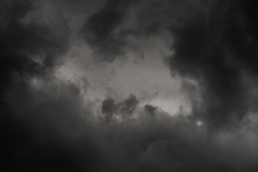 TUDO ESCURO: Quarta (21) de céu nublado e chuvas em RO, inclusive em Seringueiras