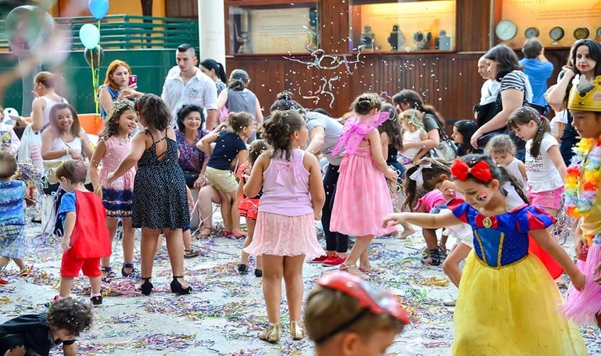 FOLIA MIRIM: Carnaval Kids com a Banda do Vai Quem quer acontece dia 5/02  no Shopping