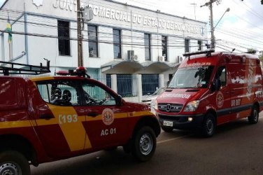 Princípio de incêndio no prédio JUCER em Porto Velho