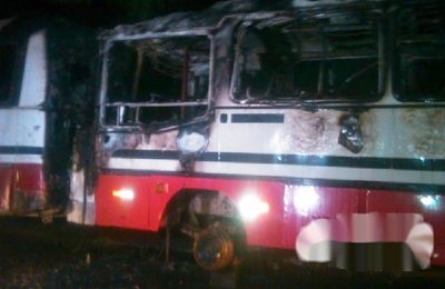 Ônibus são incendiados durante a madrugada 