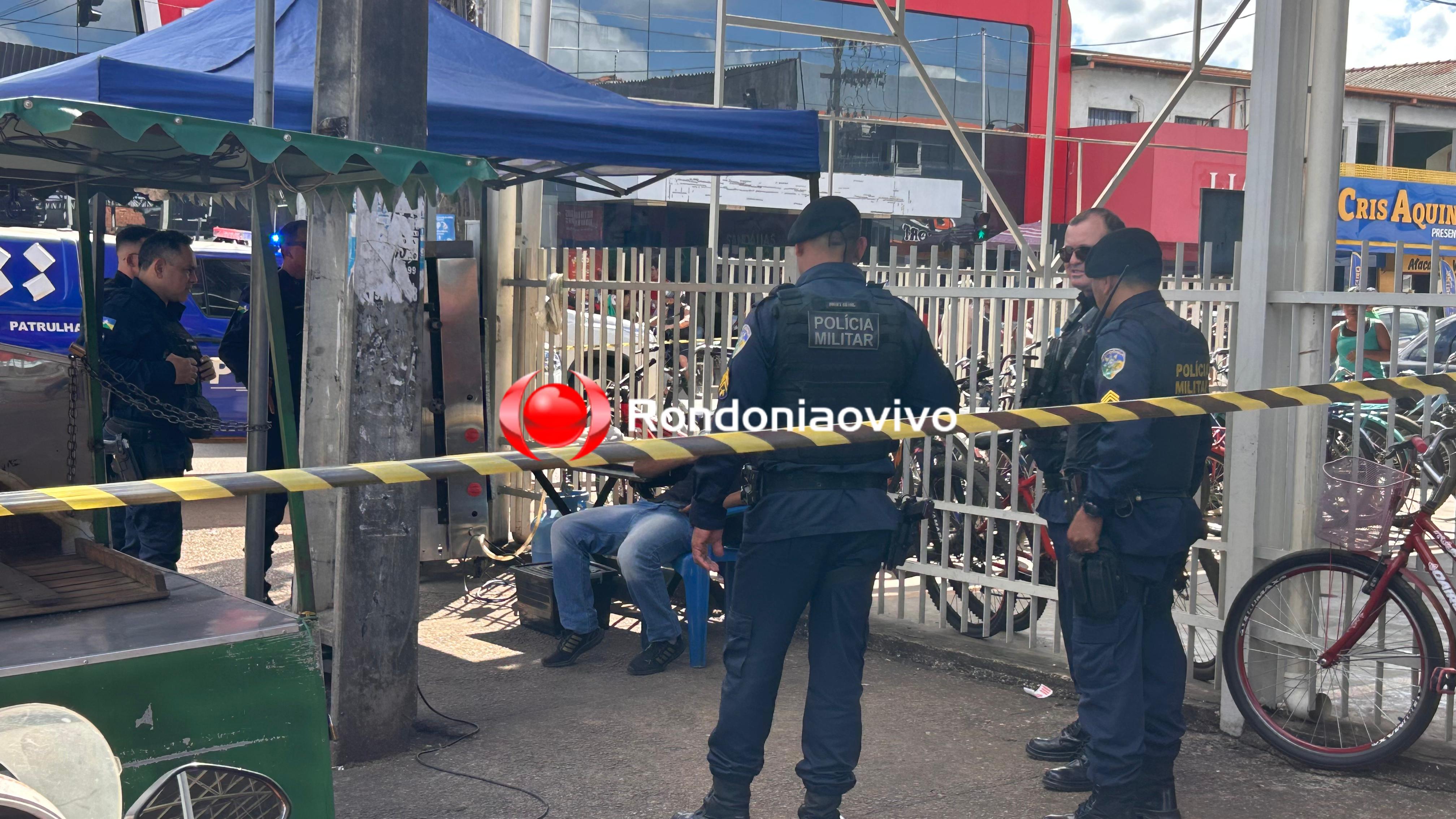 ATUALIZAÇÃO: Equipes da PM fazem negociação para tentar desarmar homem