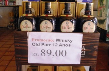 POLO NORTE - Old Parr em promoção