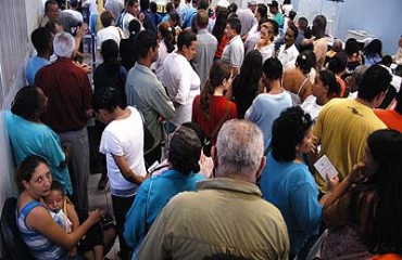 Prefeitura da capital vai lacrar agências bancárias que não respeitam tempo de fila