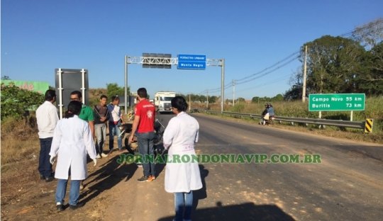 Jovem fica ferido em acidente de moto na BR-421