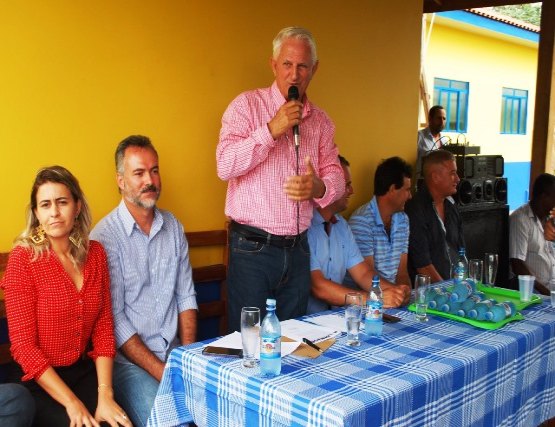 Airton Gurgacz entrega novo prédio da Semagrima em Alvorada do Oeste