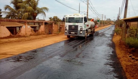 DER inicia imprimação na Estrada do Belmont em Porto Velho