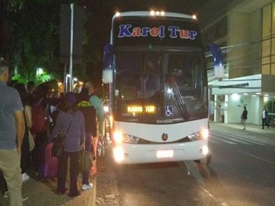 Acreanos partem para o Peru em primeira viagem de ônibus