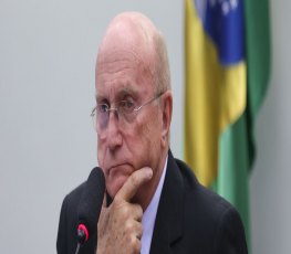 Ministro da Justiça é citado em grampo de ação contra frigoríficos