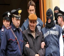 Mafioso italiano manda matar filha apaixonada por policial