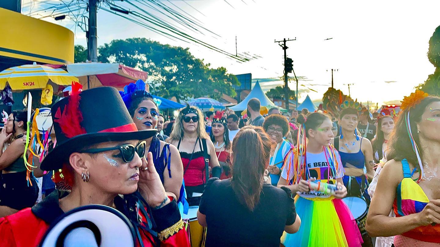 CARNAVAL 2025: Domingo tem ensaio do Bloco Eu te Avisei na Casa da Mata