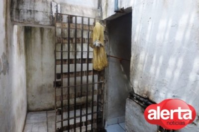 ARIQUEMES - Agentes penitenciários localizam  túnel dentro de cela