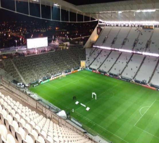 Vazamento sob Arena Corinthians pode provocar deslizamento