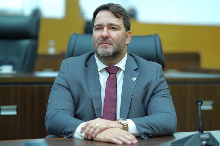 ALEX REDANO: Deputado pede reforço em armamento para delegacia de Machadinho do Oeste