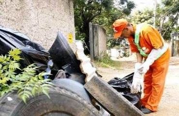 DENGUE – Diretora do departamento epidemiológico da Semusa afirma que capital não passa por surto da doença