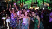 Em Close, o 10º Baile do Hawai