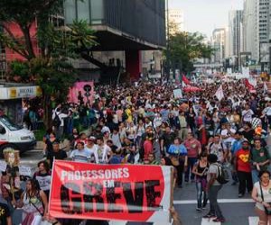 Manifestações  devem parar o país nesta sexta (29)