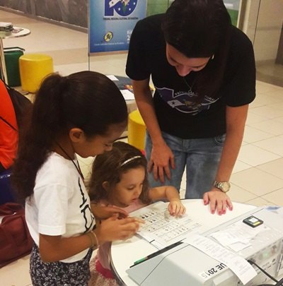  ELEIÇÕES 2016 - TRE-RO orienta cidadãos em parceria com Porto Velho Shopping

