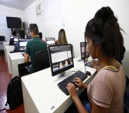 Escola do Legislativo leva cursos a cinco municípios