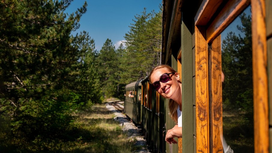 NOS TRILHOS: Descubra rotas de passeio de trem incríveis pelo Brasil