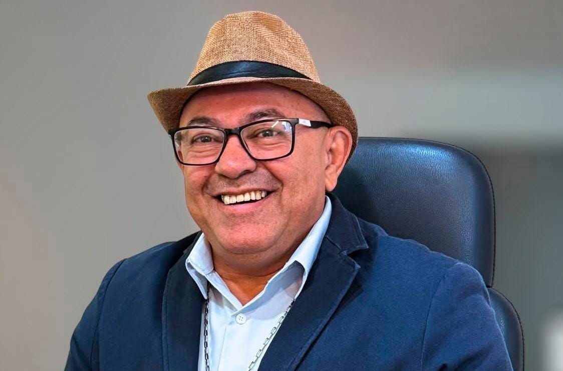 NOTA DE AGRADECIMENTO: Antônio Alves Ferreira em especial ao Prefeito Léo Moraes