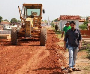 Começa limpeza de cemitério à espera do Dia dos Finados