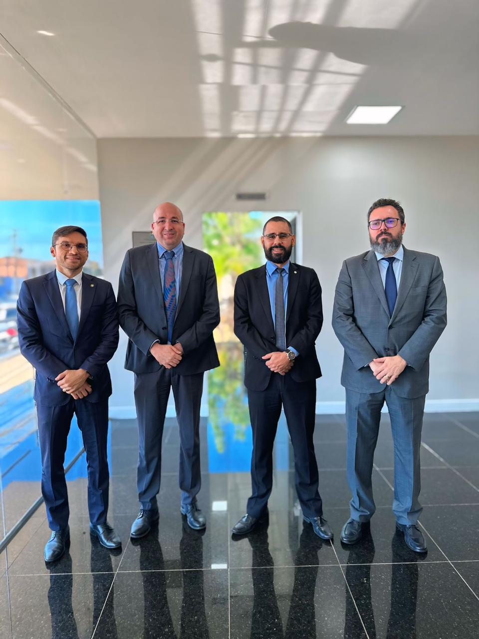 PARCERIA: Câmara Municipal recebe Defensoria Pública em visita institucional