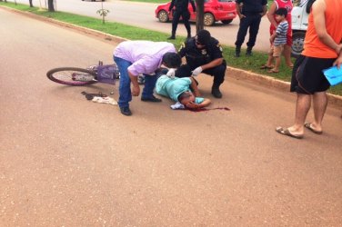 Ciclista é atropelado em avenida da capital