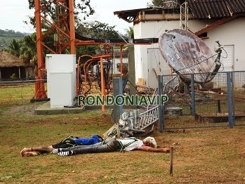 TRAGÉDIA - Torre de telefonia desaba e mata dois trabalhadores