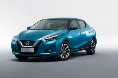 Nissan apresenta o sedan Lannia em Shangai