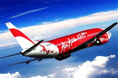 Indonésia diz que avião desaparecido da AirAsia pode estar no 