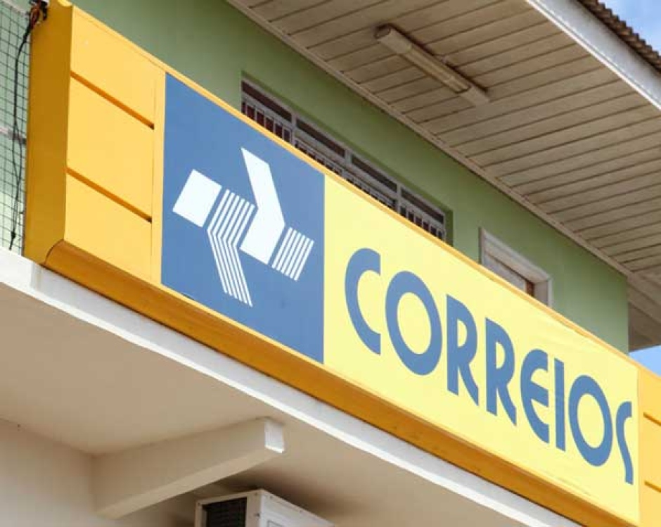 Tribunal autoriza Correios a cobrar taxa por encomenda entregue no Rio